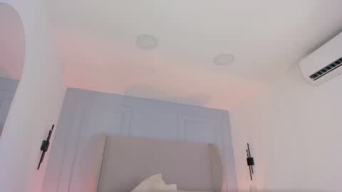 Chloe online show from June 13, 12:35 pm