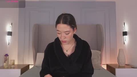 Chloe online show from July 29, 11:21 am