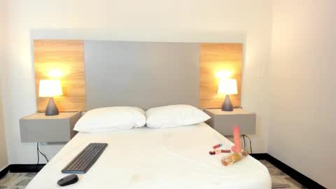 chloe_hidalgo online show from March 14, 12:17 pm