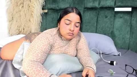Chloe online show from July 12, 7:58 pm