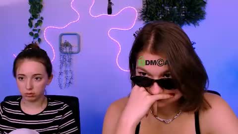 chloe_ley online show from July 28, 11:17 am