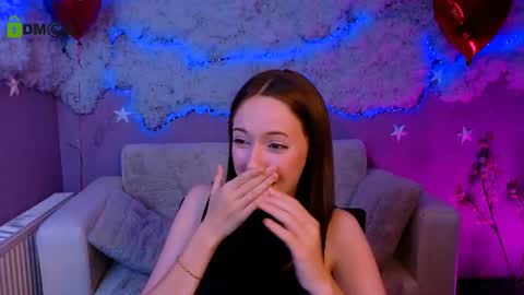 chloe_ley online show from June 28, 8:48 pm