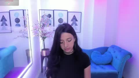 Chloe  online show from July 28, 11:50 am