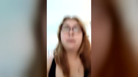chloe_prg online show from July 13, 9:59 pm