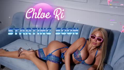 Snapshot of chloe_ri chatting on December 11, 9:12 pm . ALL my LINKS online show from December 11, 9:12 pm