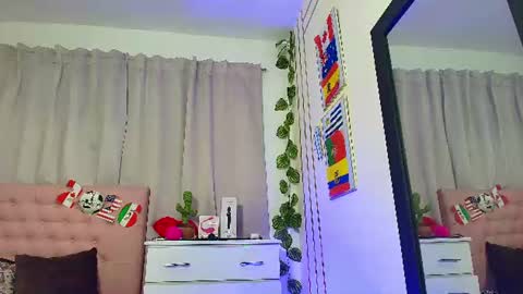 Lulu  online show from July 19, 1:41 am