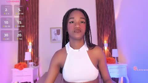 CHLOE online show from July 29, 12:16 pm