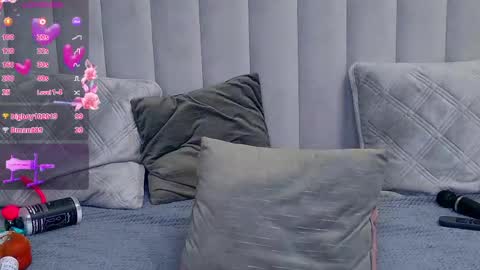 chloebrut online show from April 18, 1:41 am