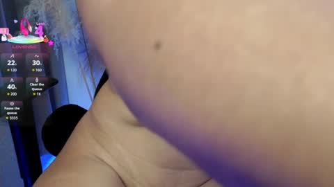 Chloe online show from July 25, 11:17 am