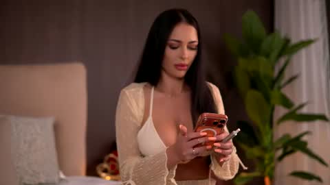 chloedevinex online show from July 23, 3:47 am