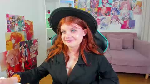ChloeHalses online show from July 30, 9:26 pm
