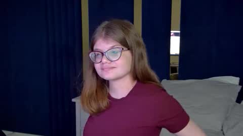 ChloeHalses online show from January 12, 6:51 am