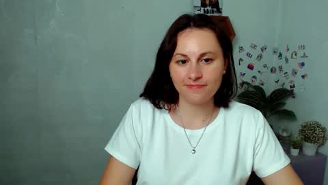 Snapshot of chloejill_ chatting on September 22, 9:30 am Chloe online show from September 22, 9:30 am