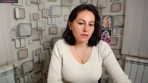 Snapshot of chloejill_ chatting on October 1, 7:24 am Chloe online show from October 1, 7:24 am
