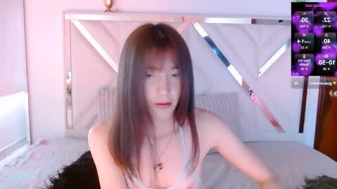 Snapshot of chloejohnsoon chatting on October 11, 1:36 pm Chloe online show from October 11, 1:36 pm