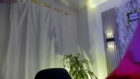 chloemasonn online show from July 9, 11:01 am