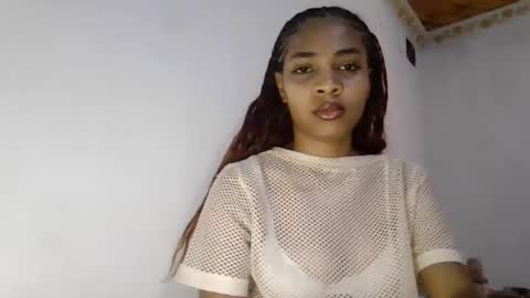 chloeplaisir online show from August 6, 10:00 am