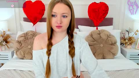 Chloe online show from February 17, 8:19 pm