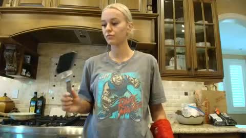 Chloe Babe online show from July 18, 12:03 am