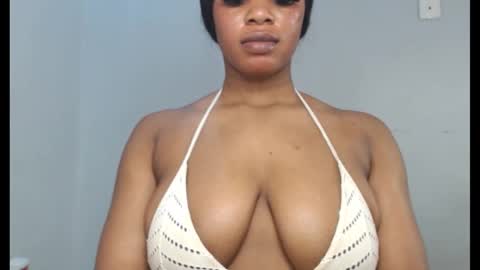 Snapshot of choco_chocox chatting on October 4, 10:21 am ESTHER online show from October 4, 10:21 am