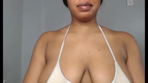 Snapshot of choco_chocox chatting on October 9, 4:22 pm ESTHER online show from October 9, 4:22 pm