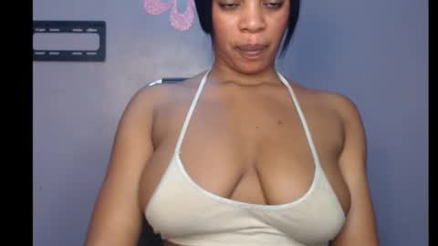 Snapshot of choco_chocox chatting on January 31, 7:08 pm ESTHER online show from January 31, 7:08 pm