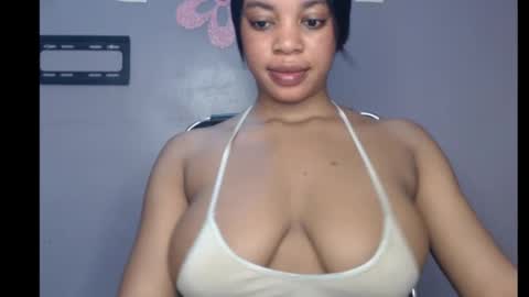 Snapshot of choco_chocox chatting on February 7, 9:05 am ESTHER online show from February 7, 9:05 am