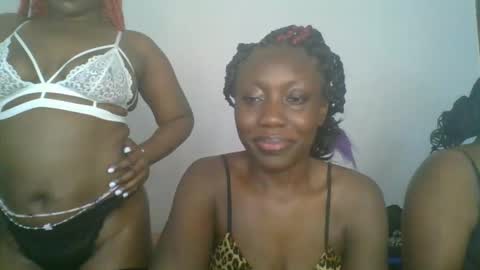 chocobear22 online show from October 29, 8:29 am