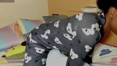 Amber online show from November 7, 8:36 pm