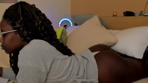 Amber online show from January 28, 5:35 pm