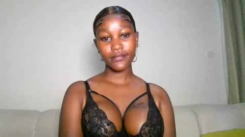 chocolate_divaa online show from July 26, 12:13 pm
