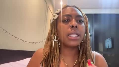 ChocolateCakeQueen online show from January 16, 1:58 am