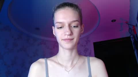 chrissy_joyful online show from June 18, 9:14 am