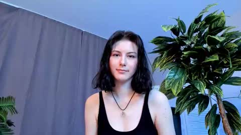 christaschrecongost online show from March 5, 7:42 pm