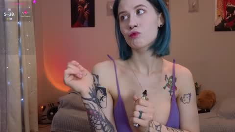 Snapshot of christy_memeow chatting on January 31, 6:36 pm christy memeow online show from January 31, 6:36 pm