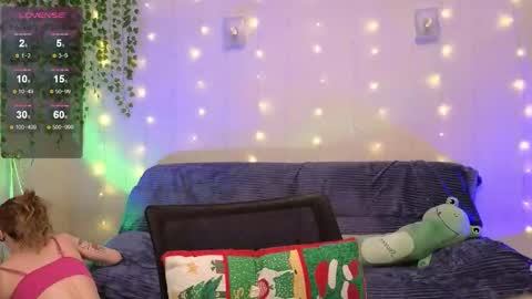 Snapshot of christy_memeow chatting on September 25, 2:38 pm christy memeow online show from September 25, 2:38 pm