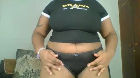 Snapshot of chubby_princess2 chatting on September 24, 8:46 am chubby_princess2 online show from September 24, 8:46 am