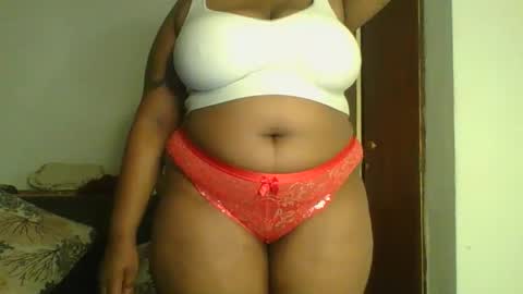 Snapshot of chubby_princess2 chatting on October 8, 2:05 am chubby_princess2 online show from October 8, 2:05 am