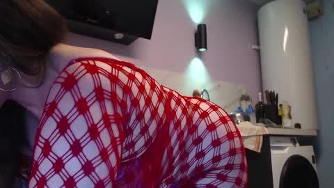 Snapshot of chwerry_b0 chatting on February 13, 9:39 pm Jessica online show from February 13, 9:39 pm