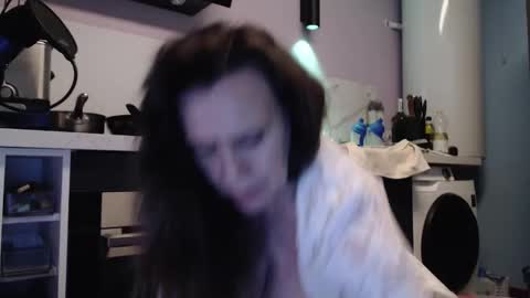 Snapshot of chwerry_b0 chatting on March 1, 9:59 pm Jessica online show from March 1, 9:59 pm