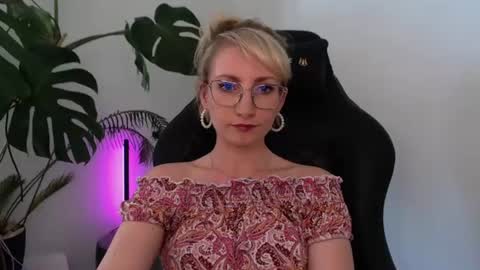 Cinderella online show from June 24, 12:26 pm