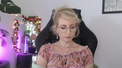 Cinderella online show from July 22, 5:41 am