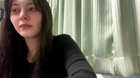 Lin online show from May 15, 11:29 pm
