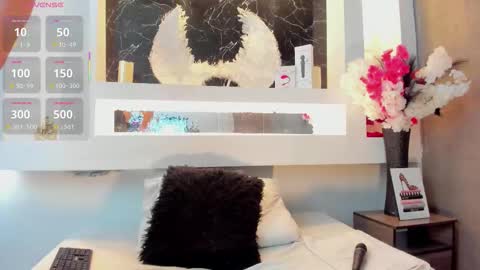 Cinthya  online show from October 27, 12:33 pm