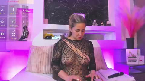 Cinthya  online show from February 16, 12:49 pm