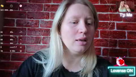 citrusblissss online show from July 12, 1:50 am