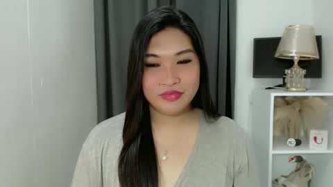 CLAIRE online show from March 7, 3:35 am