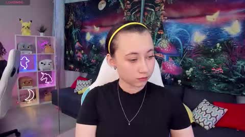 Snapshot of clarabenson chatting on October 17, 6:22 pm clarabenson online show from October 17, 6:22 pm