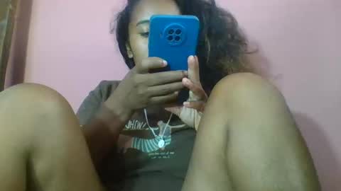 Clarah0123 online show from April 30, 8:08 am