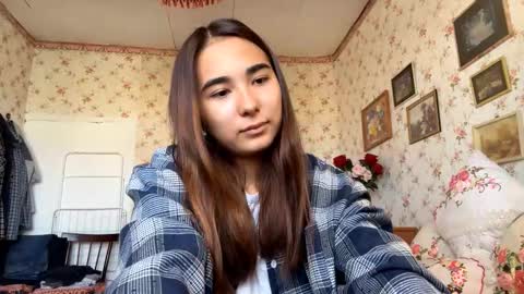 Snapshot of claribelatienza chatting on September 18, 7:18 am Yuna online show from September 18, 7:18 am